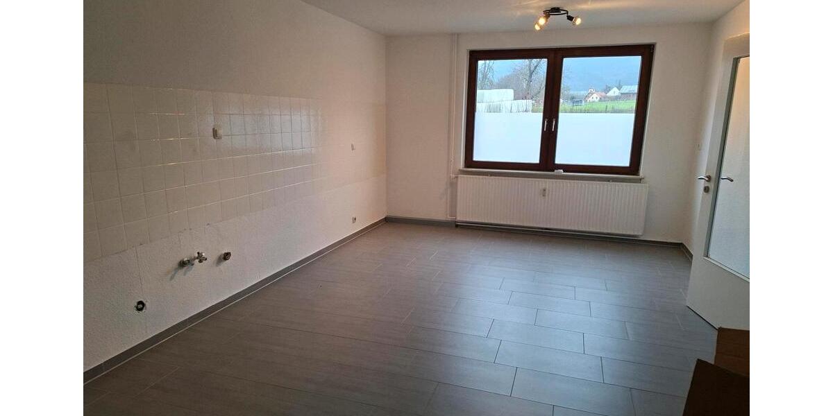 Etagenwohnung Hessisch Oldendorf - 4 Zimmer, 120 m&sup2;, 700&euro; | Angebot:26039674