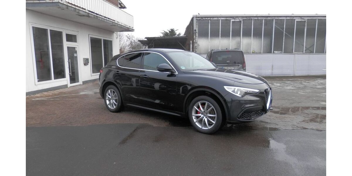 Alfa Romeo Stelvio 54.443 km 29.290 &euro; Bünde 32257