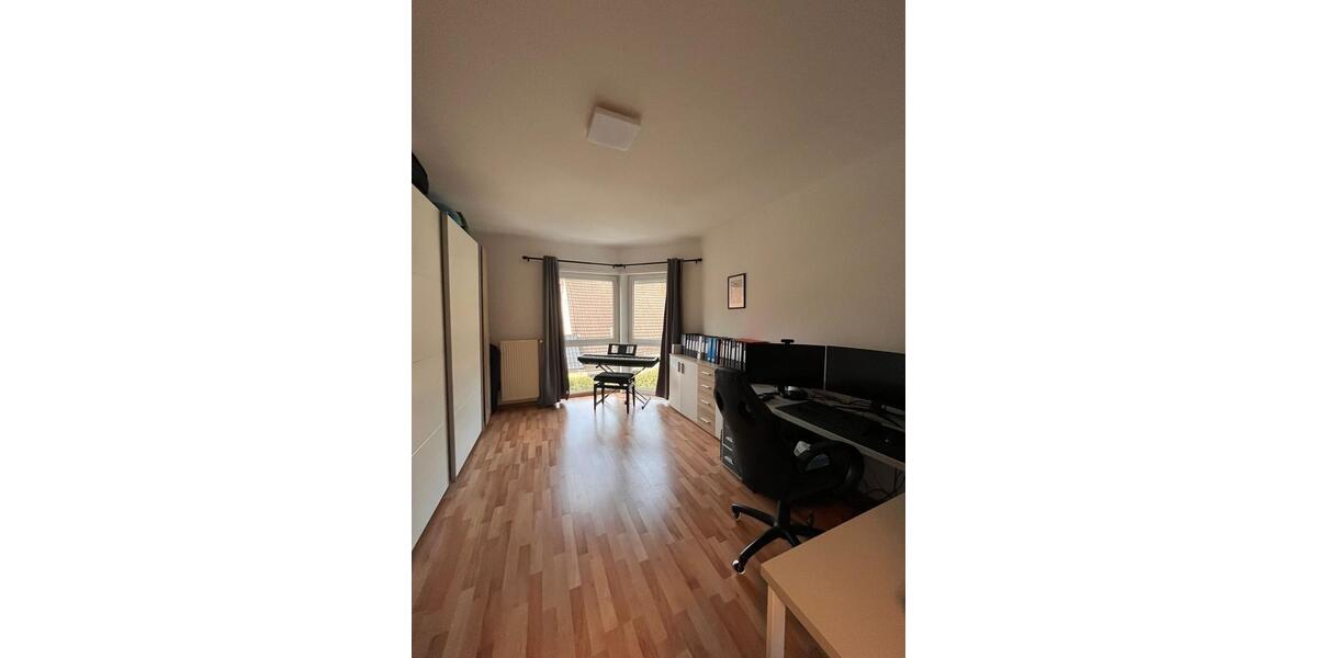 Etagenwohnung Bad Oeynhausen - 3 Zimmer, 108 m&sup2;, 900&euro; | Angebot:25839798