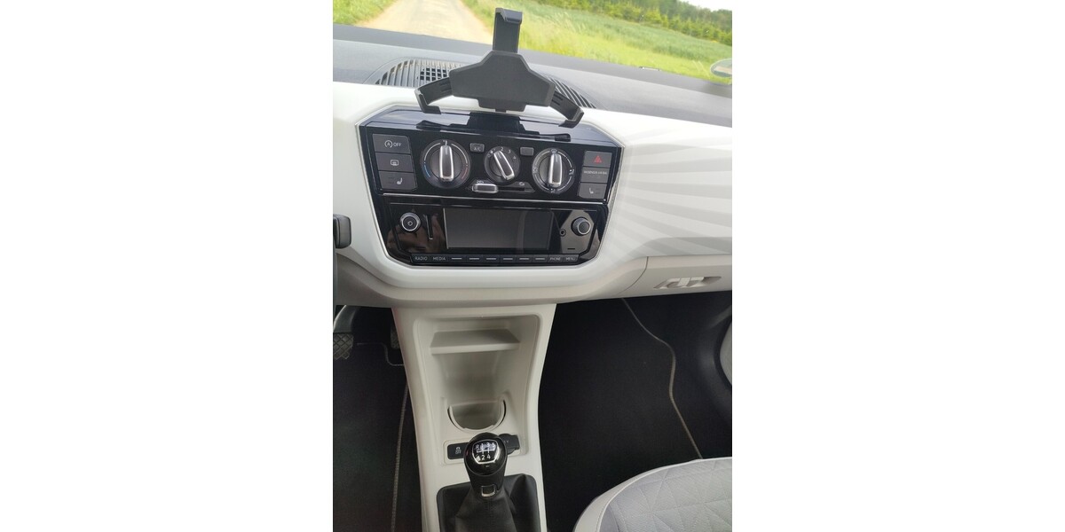 VW UP 64.860 km 11.250 &euro; Lübbecke 32312