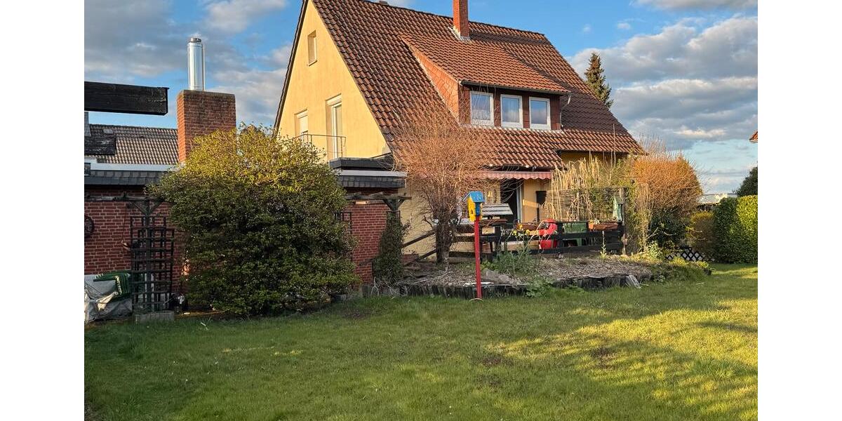 Einfamilienhaus Ahnsen - 8 Zimmer, 210 m&sup2;, 245.000&euro; | Angebot:25404404