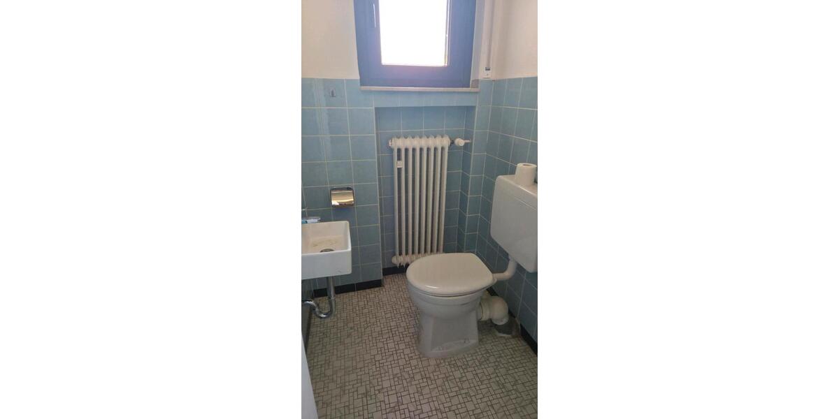 Erdgeschoßwohnung Vlotho - 6 Zimmer, 150 m&sup2;, 900&euro; | Angebot:25857640