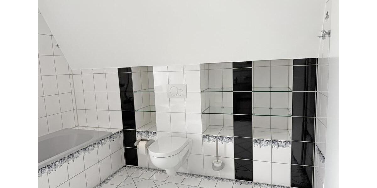 Maisonettenwohnung Bad Oeynhausen - 3 Zimmer, 115 m&sup2;, 980&euro; | Angebot:25342924