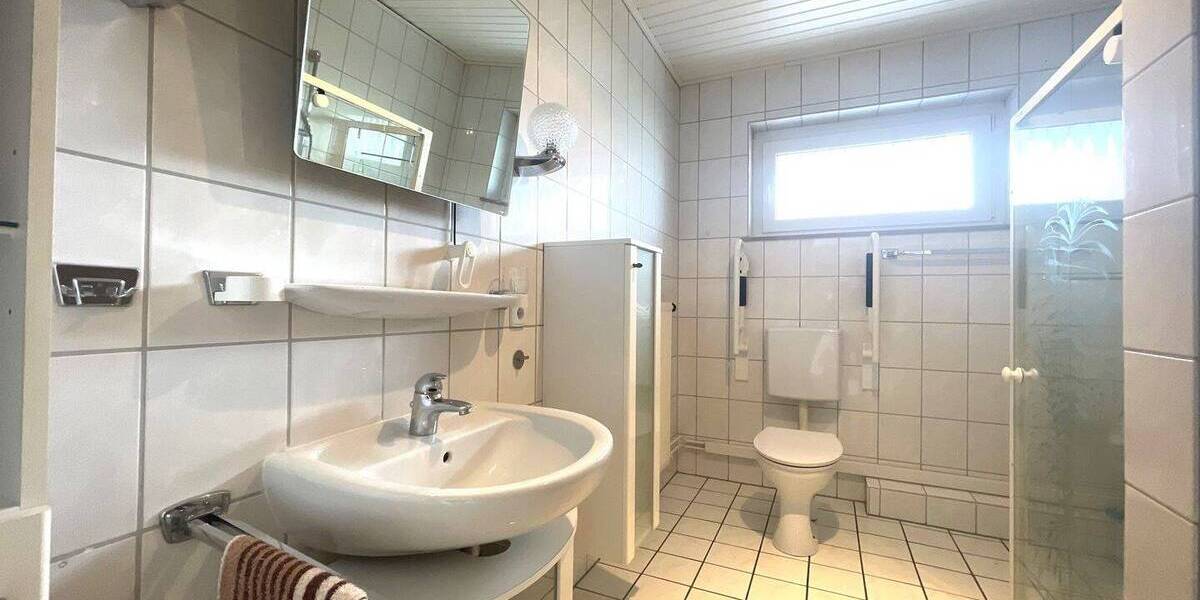 Mehrfamilienhaus, Wohnhaus Bünde Südlengern - 7 Zimmer, 220 m&sup2;, 449.000&euro; | Angebot:25779347