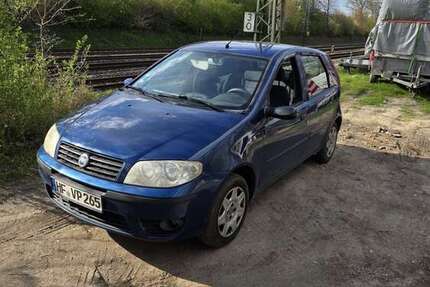 Fiat Punto 190.000 km 850 &euro; Herford 32049