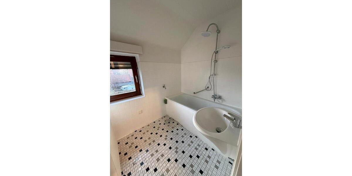 Etagenwohnung Bad Salzuflen Biemsen-Ahmsen - 2 Zimmer, 69 m&sup2;, 550&euro; | Angebot:26237058