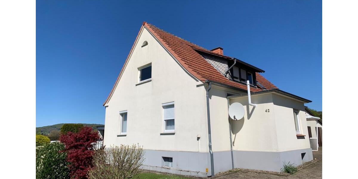 Einfamilienhaus Hüllhorst - 8 Zimmer, 180 m&sup2;, 198.500&euro; | Angebot:26316422