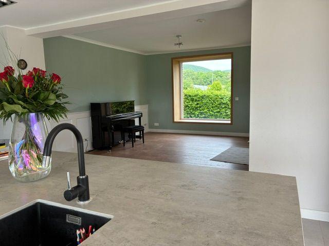 Einfamilienhaus Bad Oeynhausen Dehme - 8 Zimmer, 245 m&sup2;, 2.150&euro; | Angebot:26568095