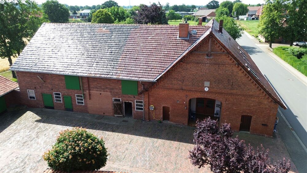 Charmanter Resthof mit Nebengebäuden und viel Platz für Tierhaltung - Gewerbeobjekt Stolzenau | Angebot:26216291