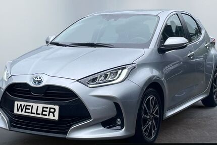 Toyota Yaris 33.033 km 18.895 &euro; Herford 32049