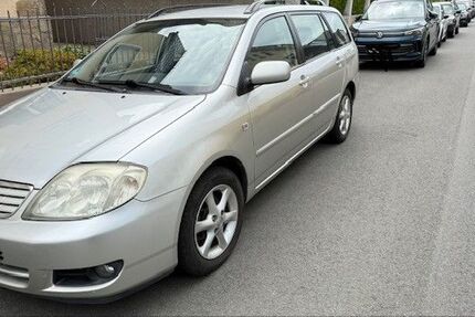 Toyota Corolla 234.000 km 3.500 &euro; Herford 32051