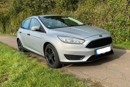 Ford Focus 152.775 km 6.350 &euro; Petershagen 32469