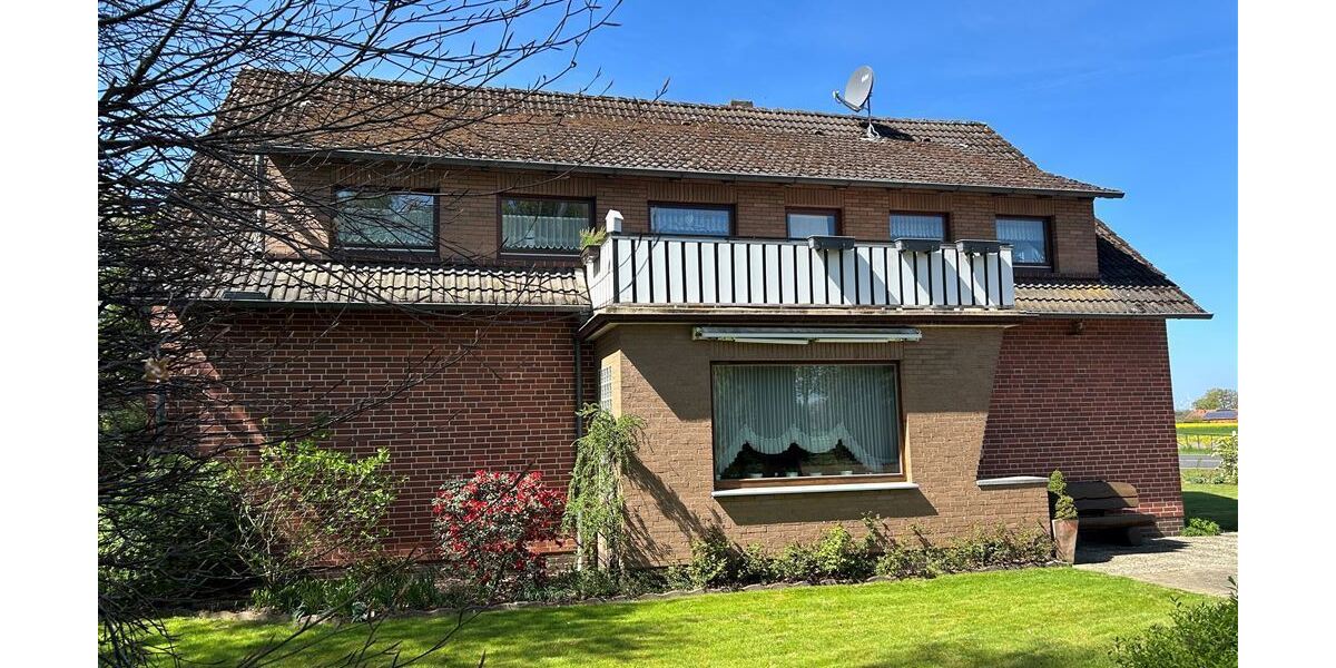 Interessantes Wohnhaus mit 2 Wohnungen, Nebengebäude und Grünland - Einfamilienhaus Stolzenau | Angebot:27142431