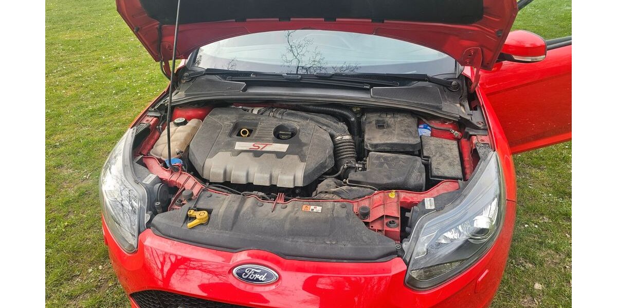 Ford Focus 161.000 km 10.500 &euro; Hessisch Oldendorf 31840