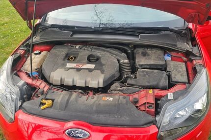 Ford Focus 161.000 km 9.500 &euro; Hessisch Oldendorf 31840