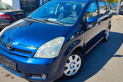 Toyota Corolla Verso 175.320 km 5.890 &euro; Minden 32425