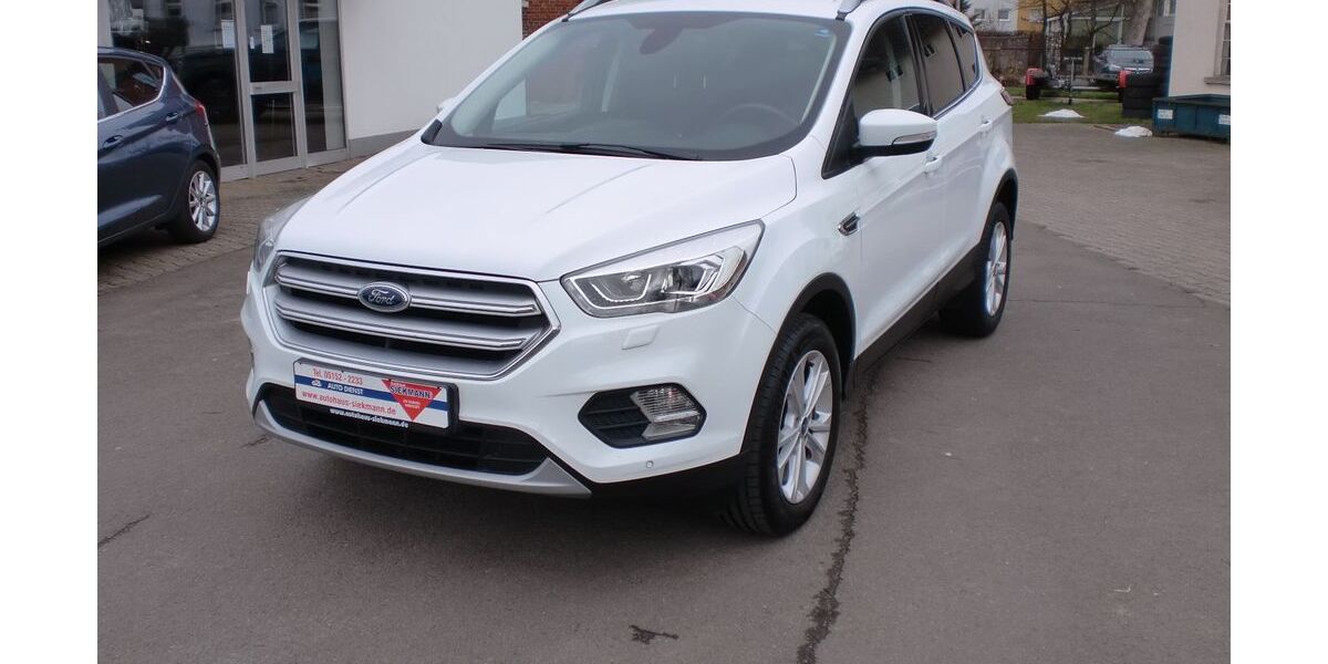 Ford Kuga 87.000 km 17.990 &euro; Hessisch Oldendorf 31840