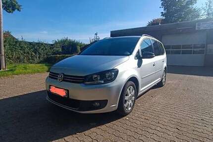 VW Touran 180.000 km 6.700 &euro; Bad Oeynhausen 32549