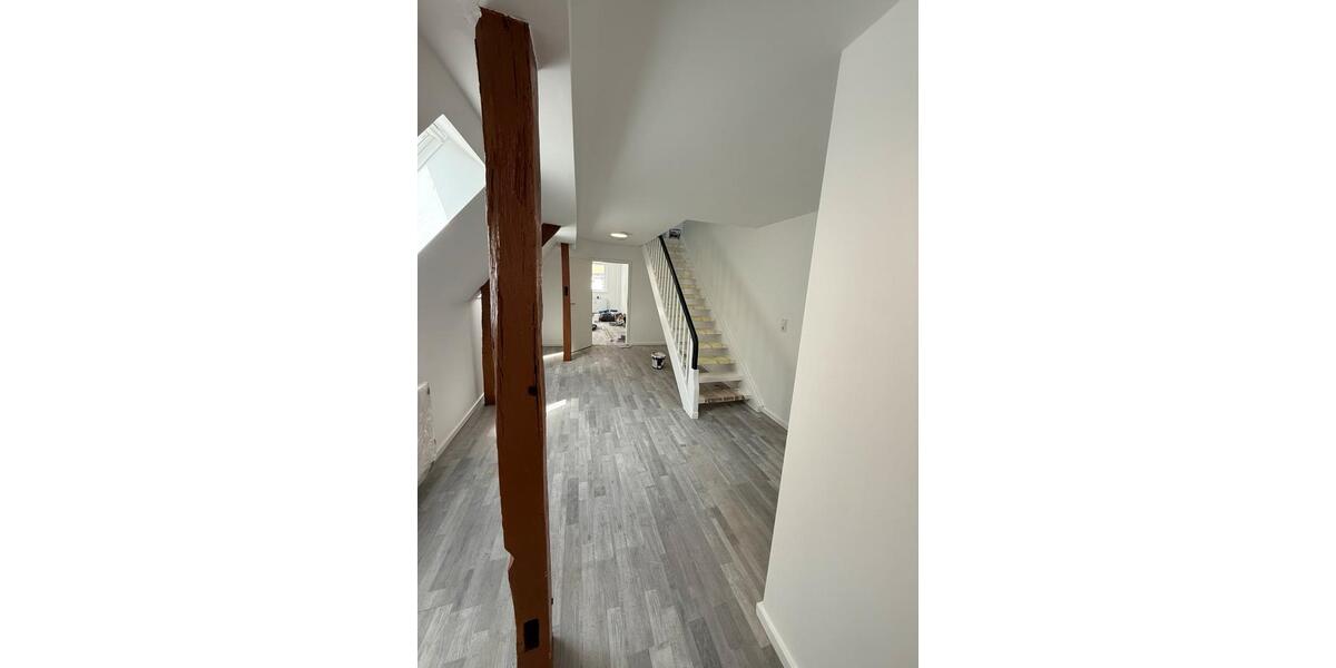 Etagenwohnung Minden - 4 Zimmer, 172 m&sup2;, 1.500&euro; | Angebot:26479518
