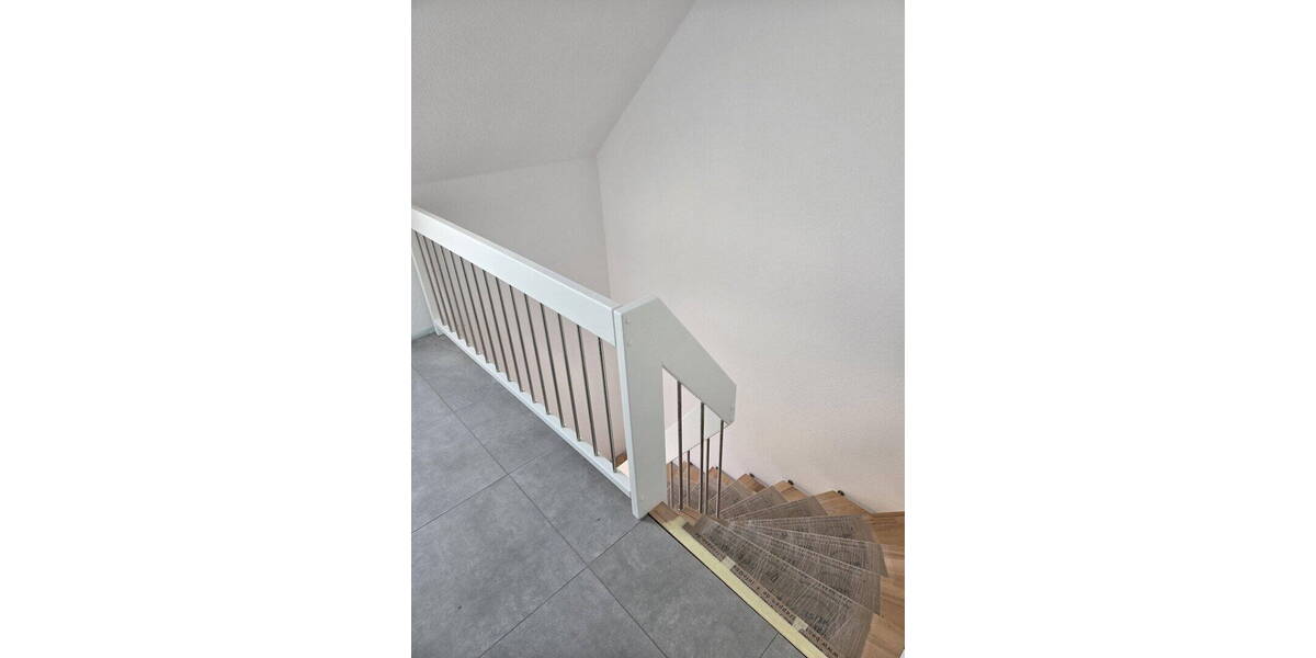 Etagenwohnung Bückeburg - 3 Zimmer, 109 m&sup2;, 1.200&euro; | Angebot:26786270