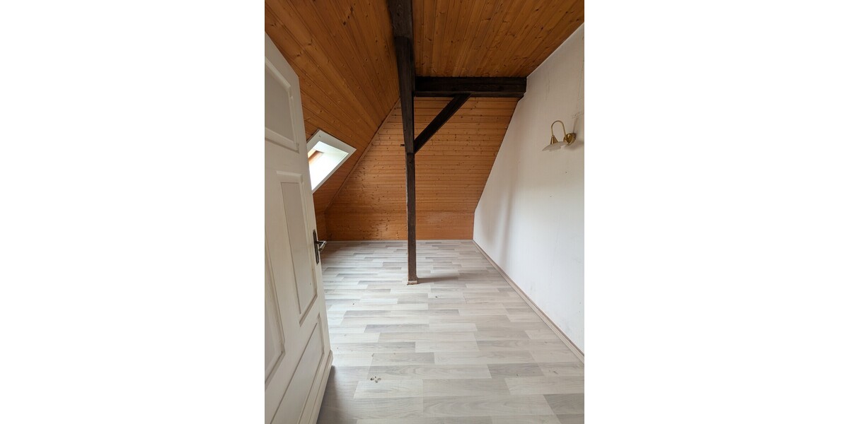 Löhne-Gohfeld — bezugsfreies Anlageobjekt mit Entwicklungspotenzial - Mehrfamilienhaus, Wohnhaus Löhne / Besebruch Besebruch | Angebot:26630199