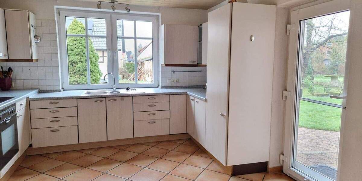 Einfamilienhaus Porta Westfalica Eisbergen - 8 Zimmer, 190 m&sup2;, 249.000&euro; | Angebot:25797141