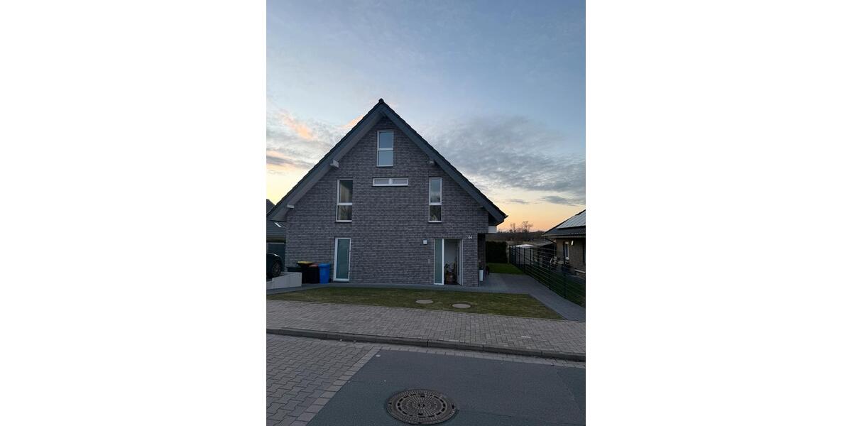 Etagenwohnung Herford - 4 Zimmer, 100 m&sup2;, 1.300&euro; | Angebot:25299056