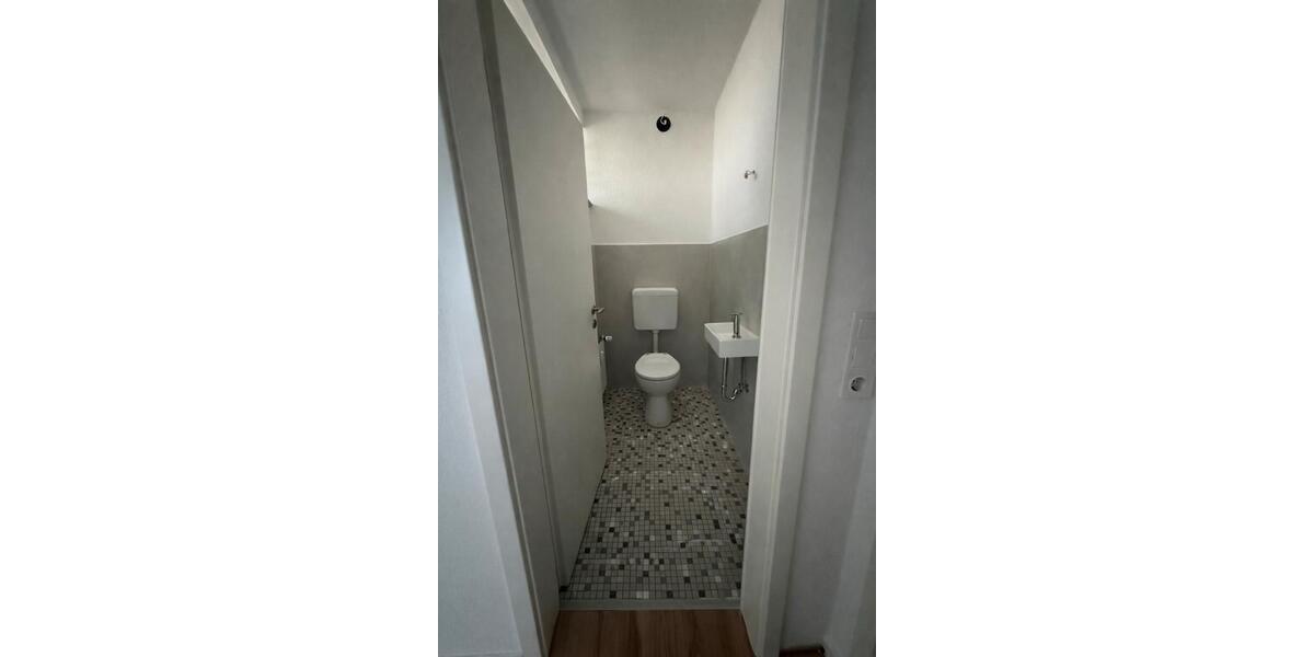 Dachgeschoßwohnung Bad Salzuflen Ehrsen-Breden - 3 Zimmer, 74 m&sup2;, 740&euro; | Angebot:25855881