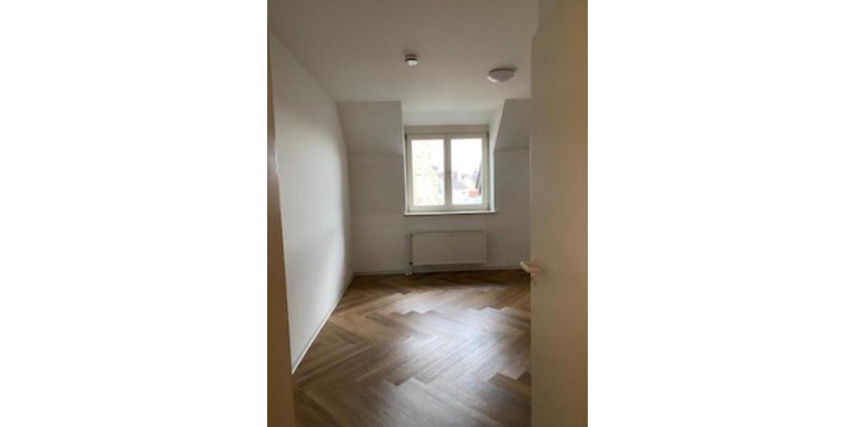 Dachgeschoßwohnung Minden - 2.5 Zimmer, 75 m&sup2;, 595&euro; | Angebot:25448315