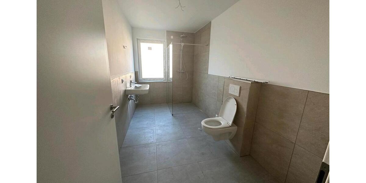 Erdgeschoßwohnung Löhne - 3 Zimmer, 104 m&sup2;, 1.150&euro; | Angebot:25660331