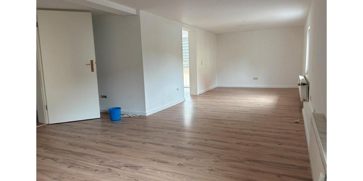 Etagenwohnung Rodenberg - 4 Zimmer, 106 m&sup2;, 1.150&euro; | Angebot:25935216