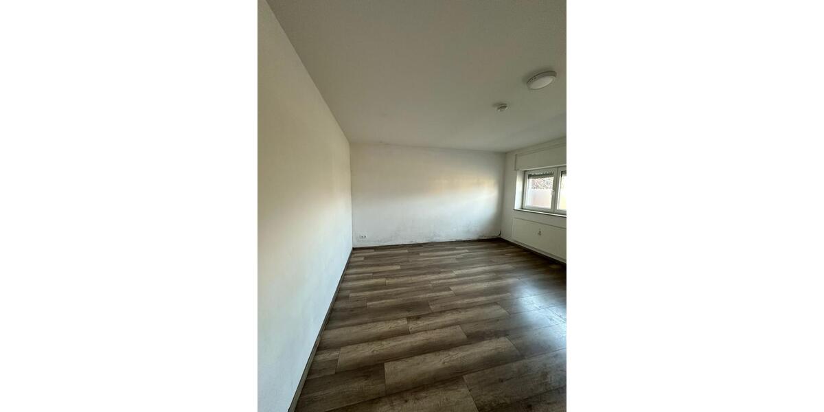 Erdgeschoßwohnung Bünde - 2 Zimmer, 75 m&sup2;, 550&euro; | Angebot:25825824