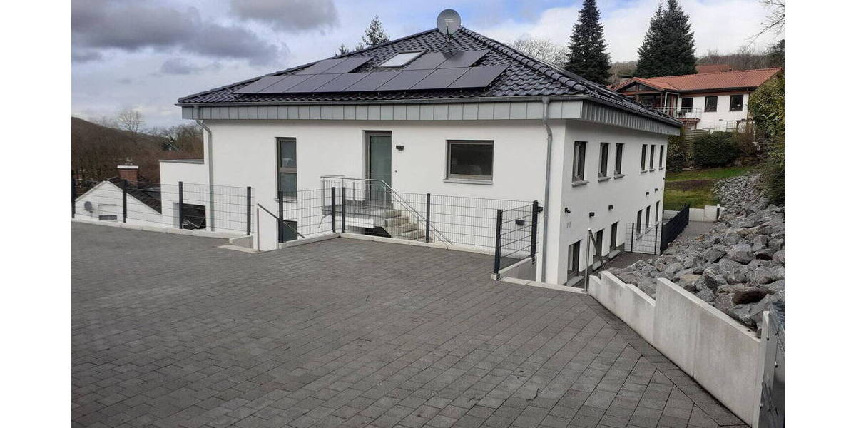 Etagenwohnung Porta Westfalica Hausberge - 5 Zimmer, 135 m&sup2;, 1.490&euro; | Angebot:26016202