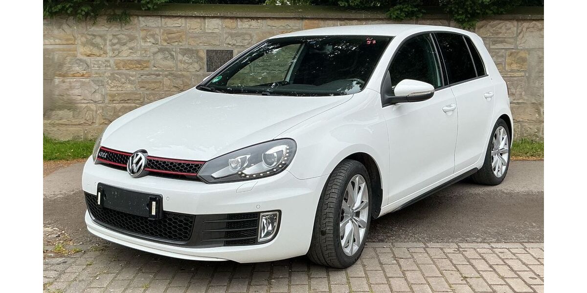 VW Golf 108.100 km 13.900 &euro; Bückeburg 31675