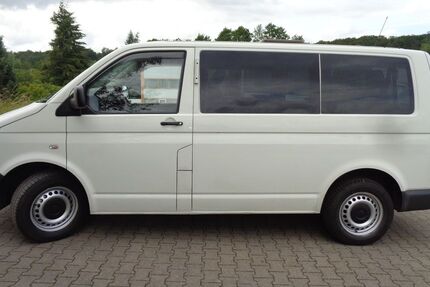 VW T5 Transporter 157.000 km 13.090 &euro; Kalletal OT Langenholzha 32689
