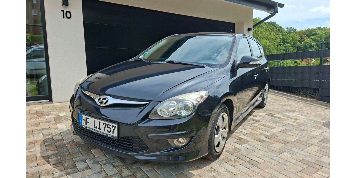 Hyundai i30 126.000 km 4.200 &euro; Vlotho 32602