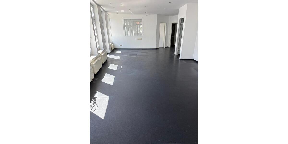 Etagenwohnung Bad Salzuflen - 3 Zimmer, 125 m&sup2;, 1.500&euro; | Angebot:26689303