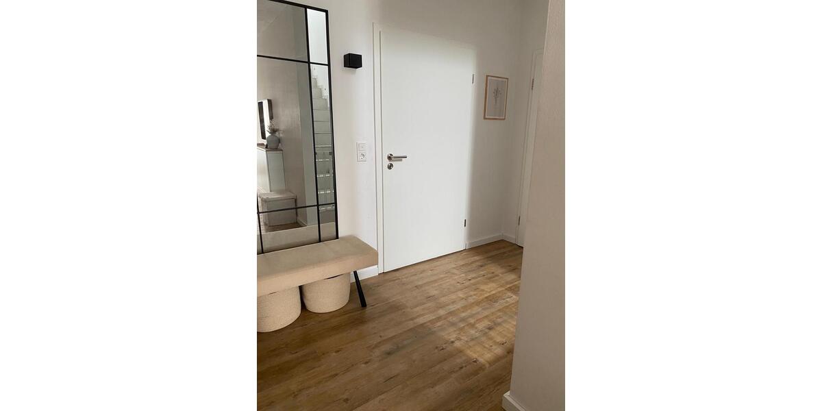 Etagenwohnung Herford - 5 Zimmer, 114 m&sup2;, 1.370&euro; | Angebot:26261256