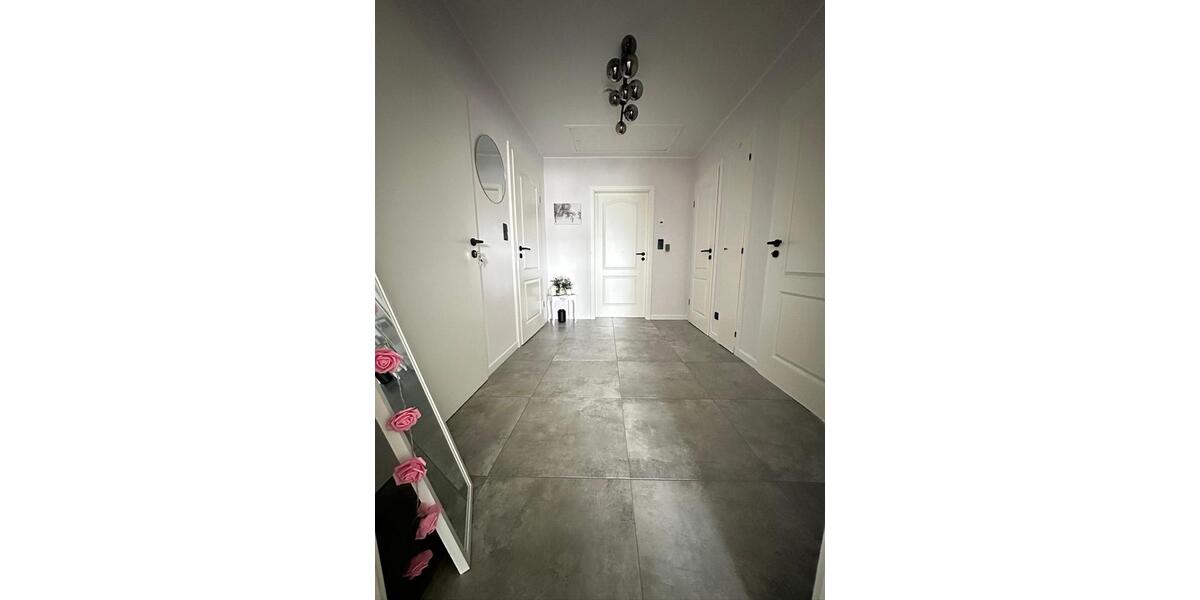 Dachgeschoßwohnung Bünde - 3 Zimmer, 100 m&sup2;, 1.000&euro; | Angebot:25335141