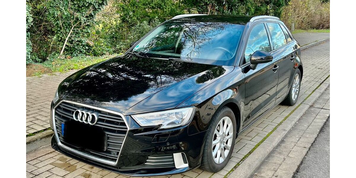 Audi A3 157.700 km 10.750 &euro; Obernkirchen 31683