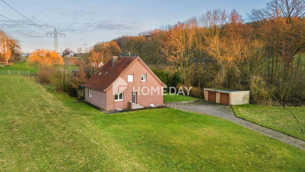 Einfamilienhaus Kirchlengern Südlengern - 7 Zimmer, 155 m&sup2;, 450.000&euro; | Angebot:26080411