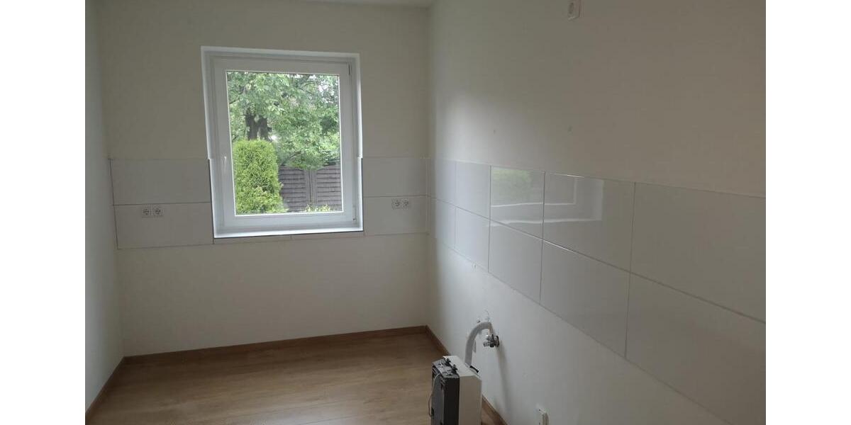 Erdgeschoßwohnung Enger - 3 Zimmer, 83 m&sup2;, 680&euro; | Angebot:25936373