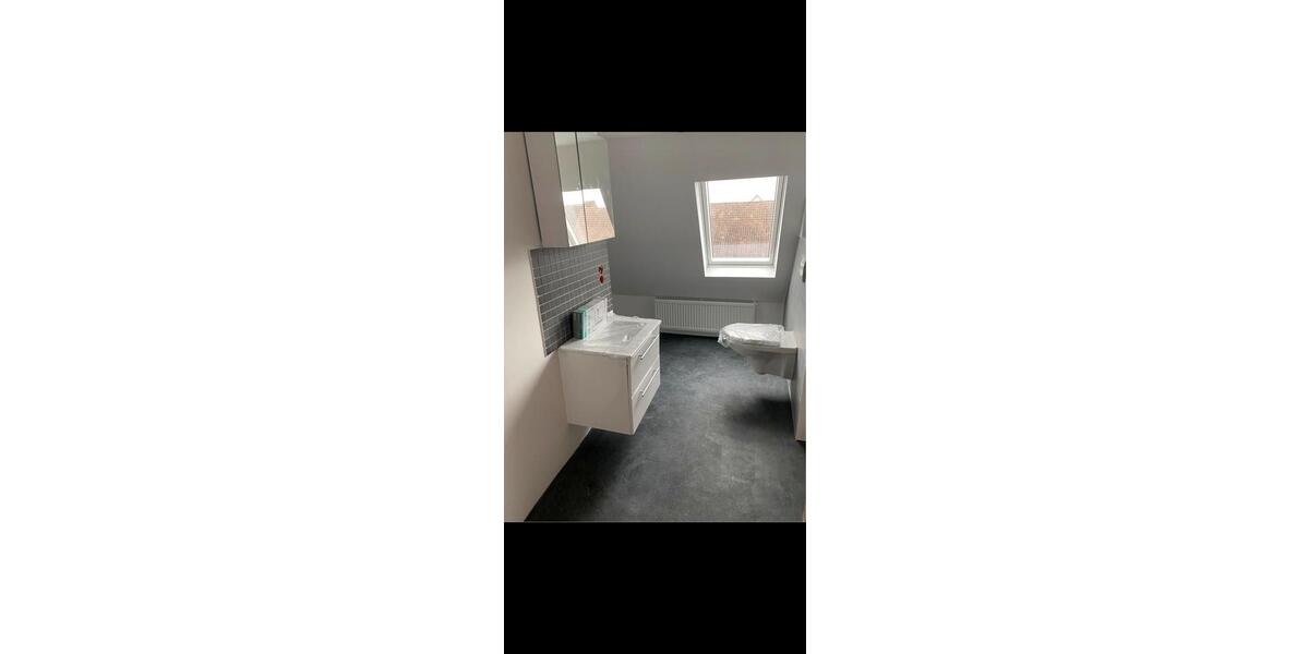 Etagenwohnung Rinteln - 3 Zimmer, 35 m&sup2;, 440&euro; | Angebot:25237582