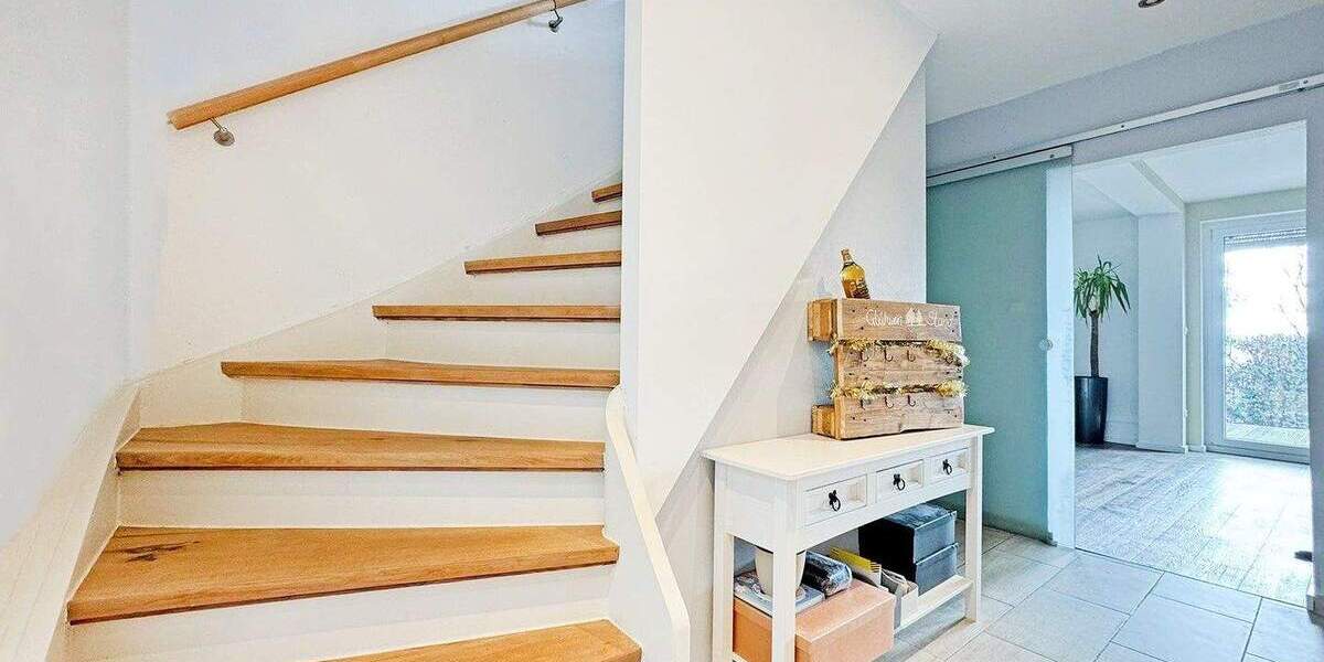 Einfamilienhaus Rinteln Todenmann - 5 Zimmer, 205 m&sup2;, 325.000&euro; | Angebot:25779554