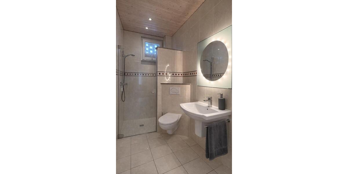 Mehrfamilienhaus, Wohnhaus Löhne - 8 Zimmer, 270 m&sup2;, 435.000&euro; | Angebot:26071816