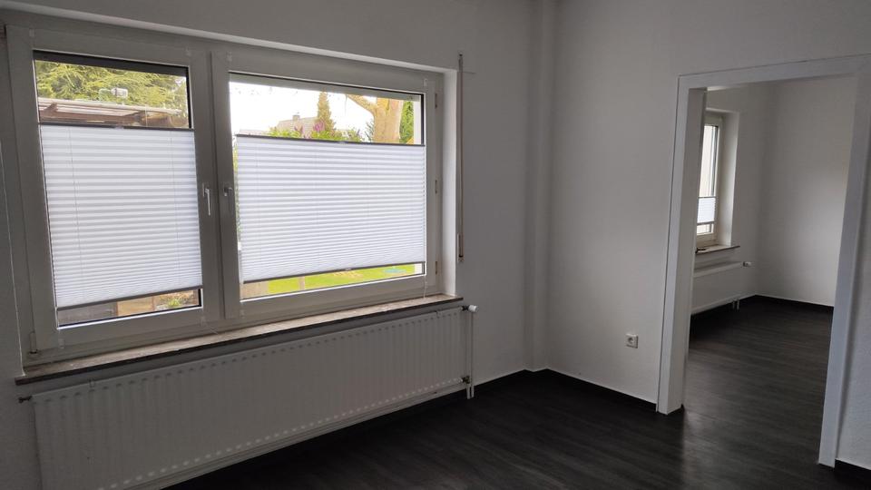 Erdgeschoßwohnung Enger - 3 Zimmer, 84 m&sup2;, 540&euro; | Angebot:26039387