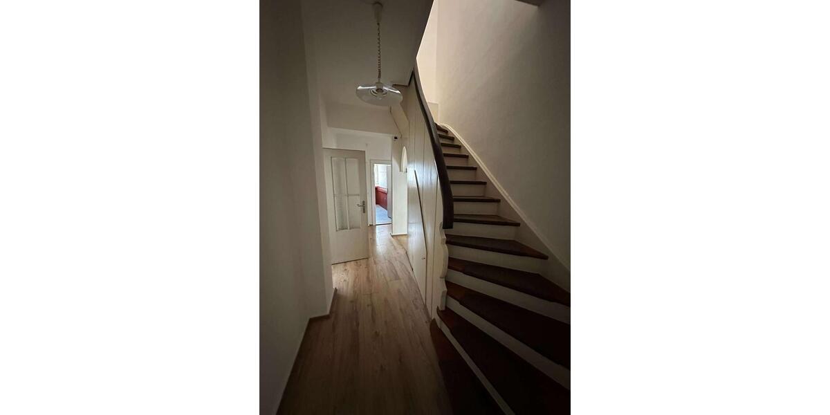 Etagenwohnung Herford - 3 Zimmer, 130 m&sup2;, 1.620&euro; | Angebot:26264817