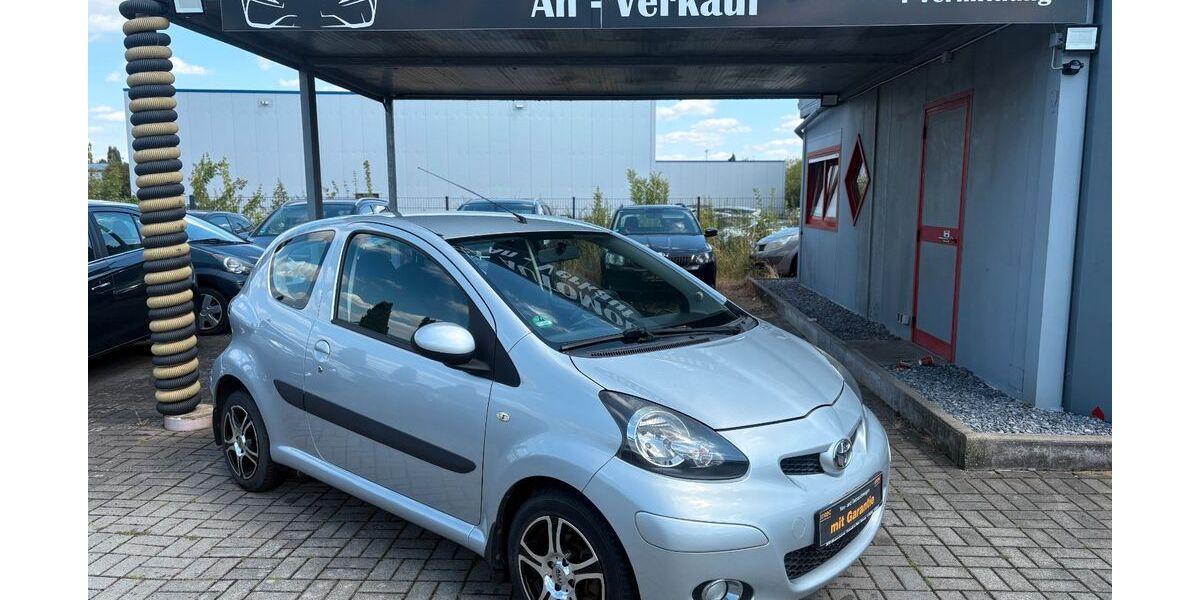 Toyota Aygo (X) 117.376 km 3.499 &euro; Enger 32130
