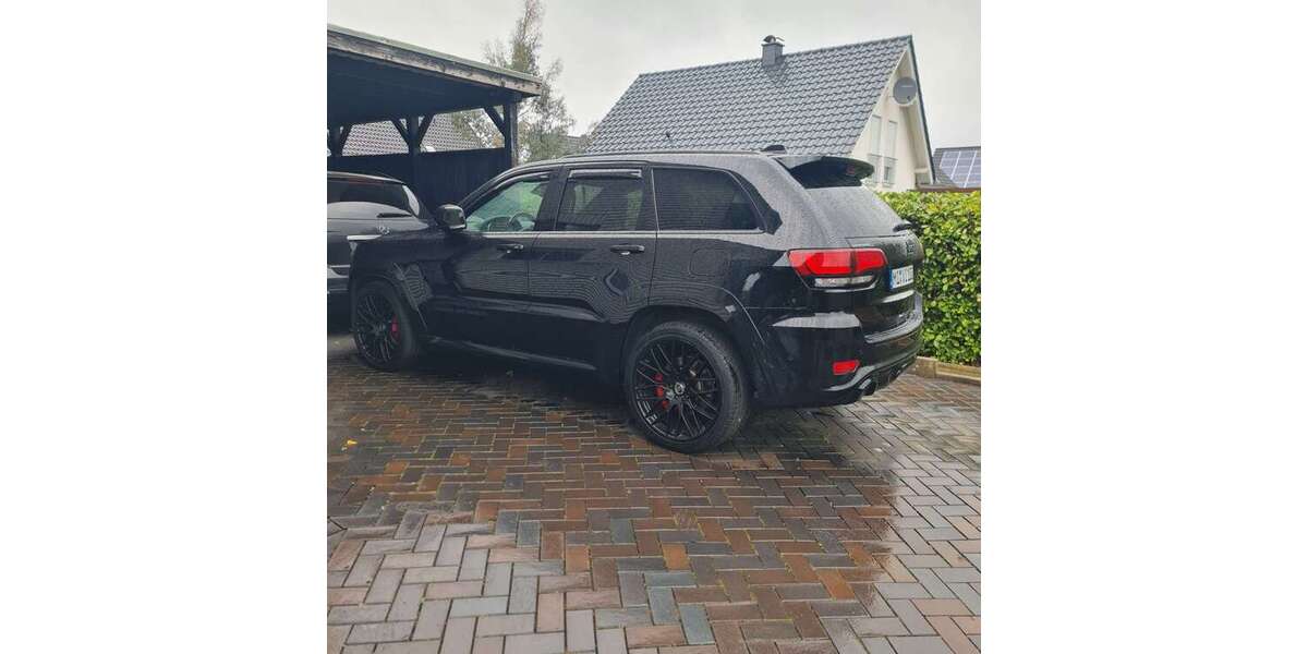 Jeep Grand Cherokee 121.600 km 42.999 &euro; Preußisch Oldendorf 32361