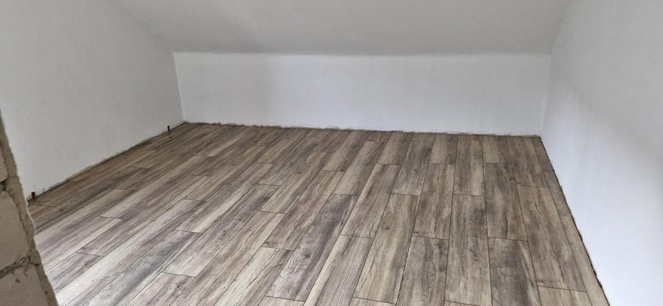 Etagenwohnung Diepenau - 4 Zimmer, 116 m&sup2;, 700&euro; | Angebot:25883987